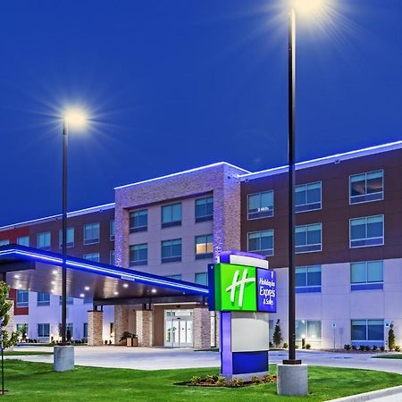 Holiday Inn Express&Suites - Parsons Exterior foto